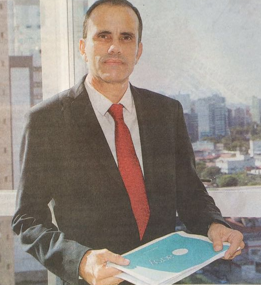Elias Gomes acredita que seja um mistura de ingenuidade com a sensação de impunidade e falta de educação.